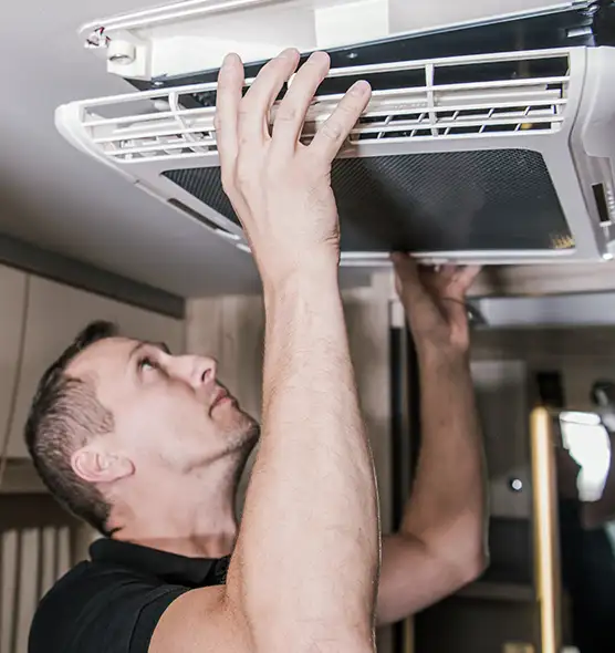  Professional Licensed And Insured Cleaners in Oconomowoc, WI